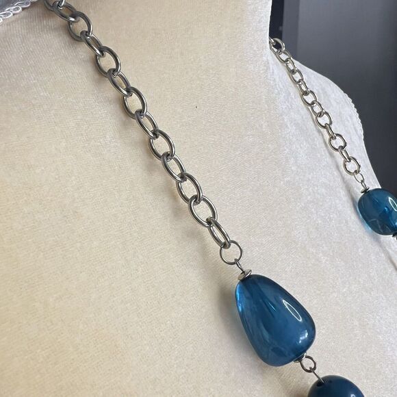 Statement Silver Tone chain Bead Blue Necklace 45 in + 2.5 in Ext. - Picture 8 of 10